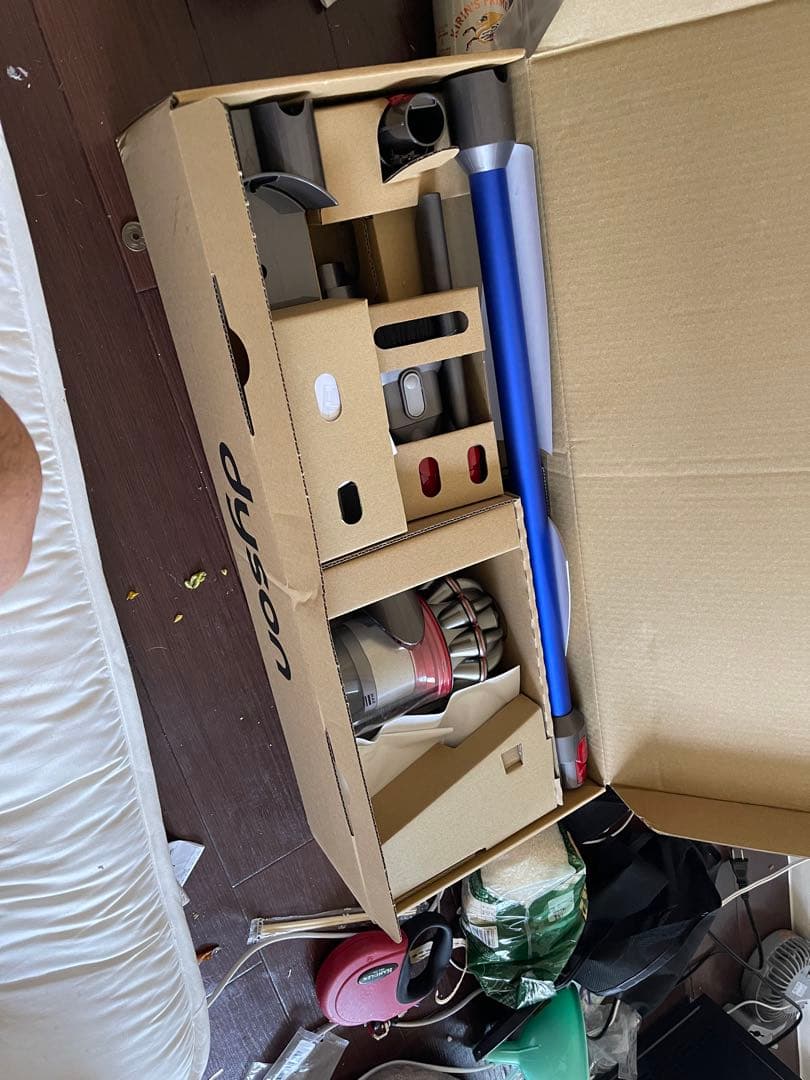 ダイソン　スティッククリーナーUN3481￼