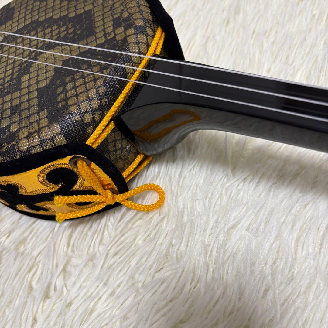 美品　沖縄三線 蛇皮　合皮　工四合 初心者 入門者 ソフトケース付　付属品多数