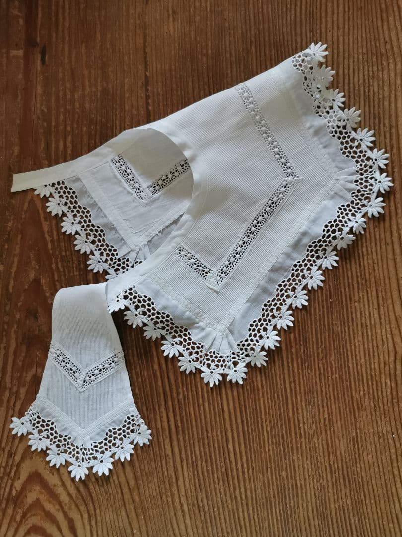 アンティークフランス 花のギュピールレース 付け襟 ＆ジャボ お揃い２点セット