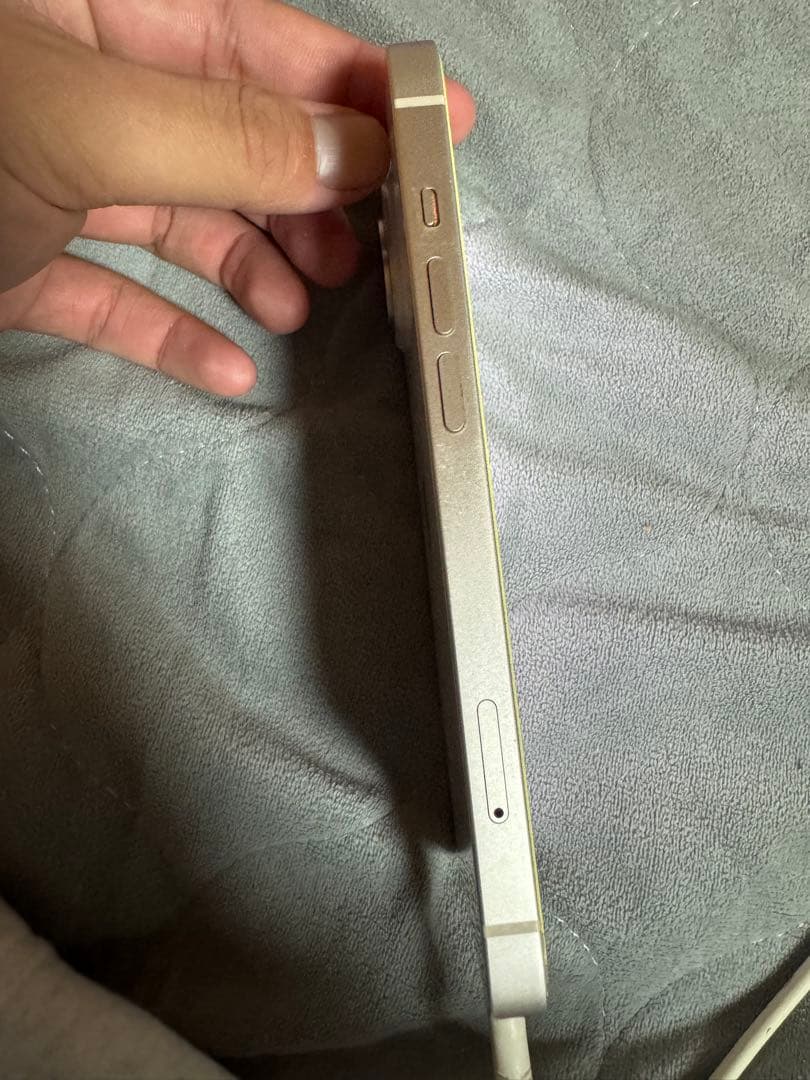 Apple iPhone 14ホワイト 本体