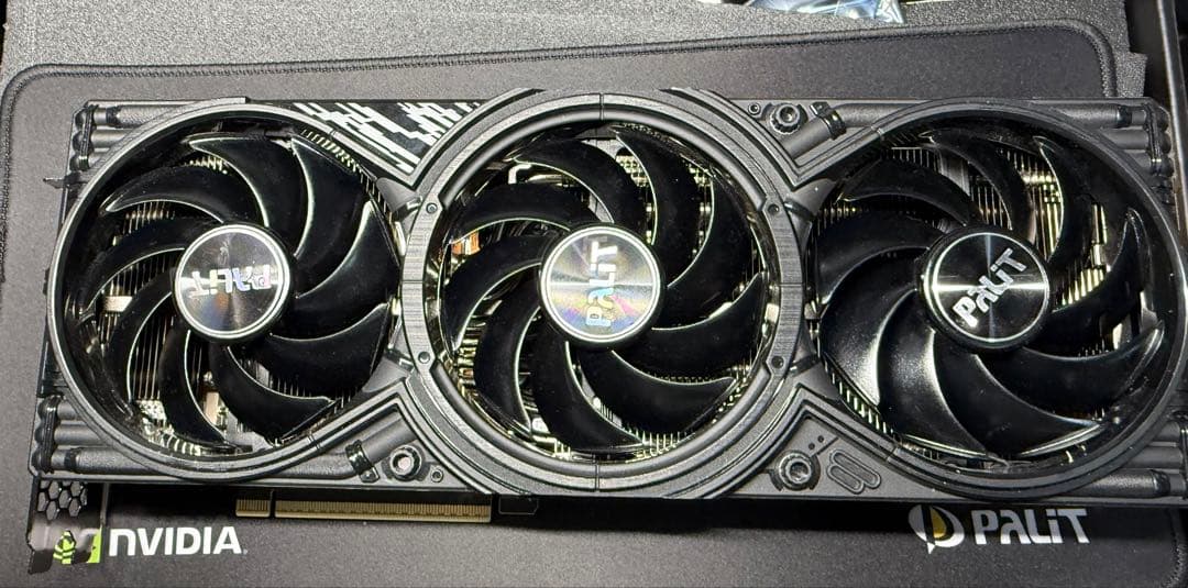 グラフィックボード・グラボ・ビデオカード Palit GeForce RTX 5080 GamingPro 16GB
