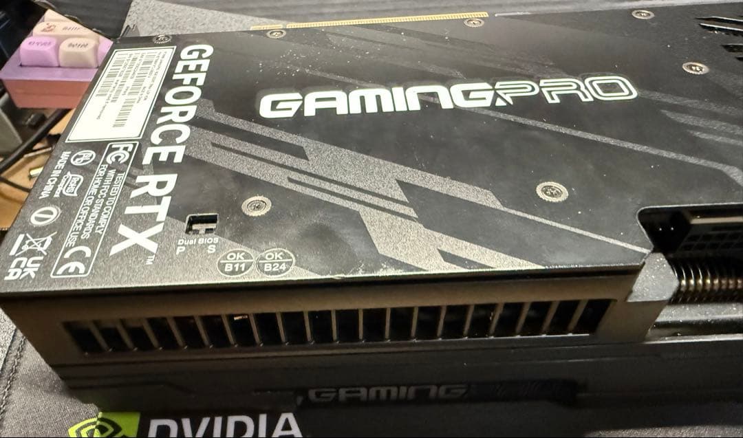 グラフィックボード・グラボ・ビデオカード Palit GeForce RTX 5080 GamingPro 16GB