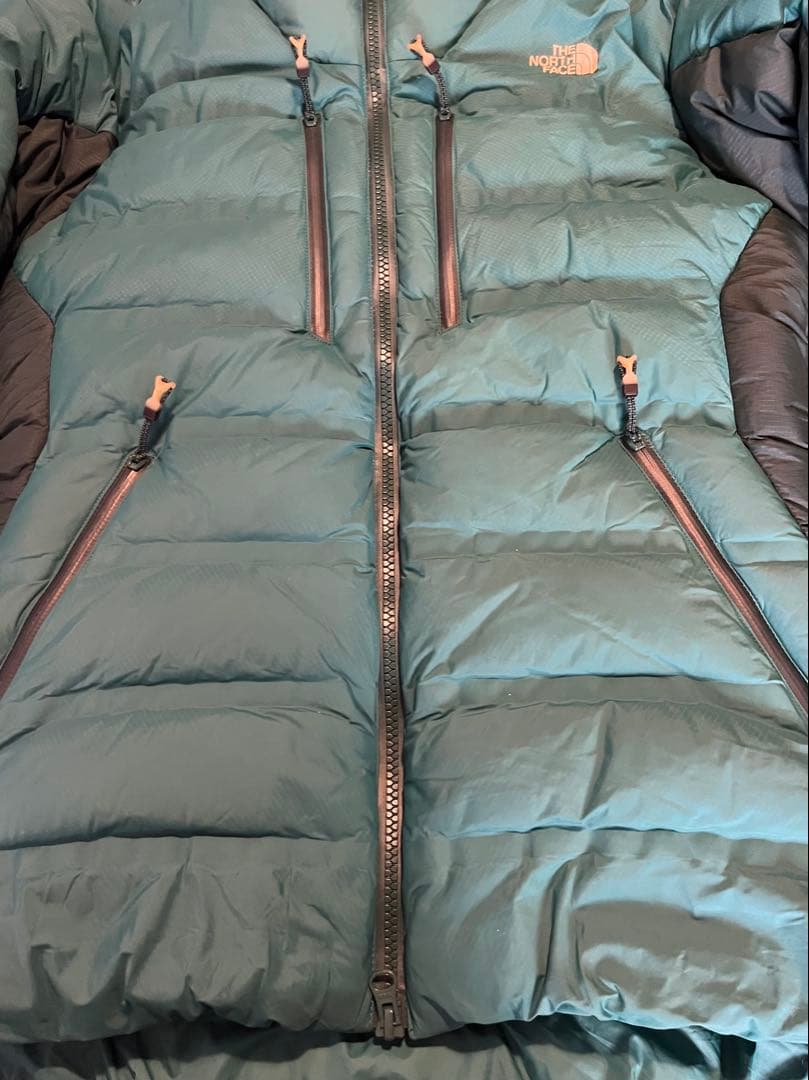 THE NORTH FACE 最高峰サミットシリーズ　ダウン　800フィル