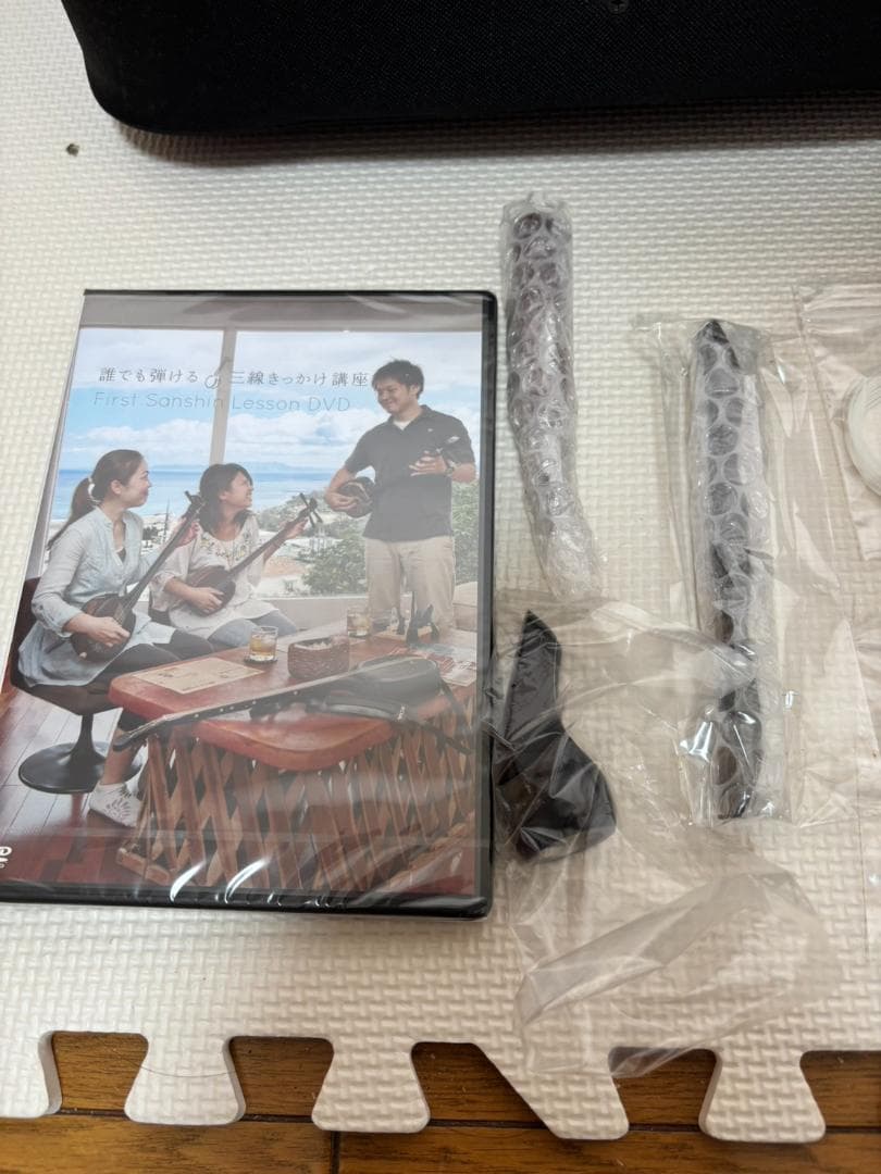 沖縄三線 初心者フルセット（チューナー付き）