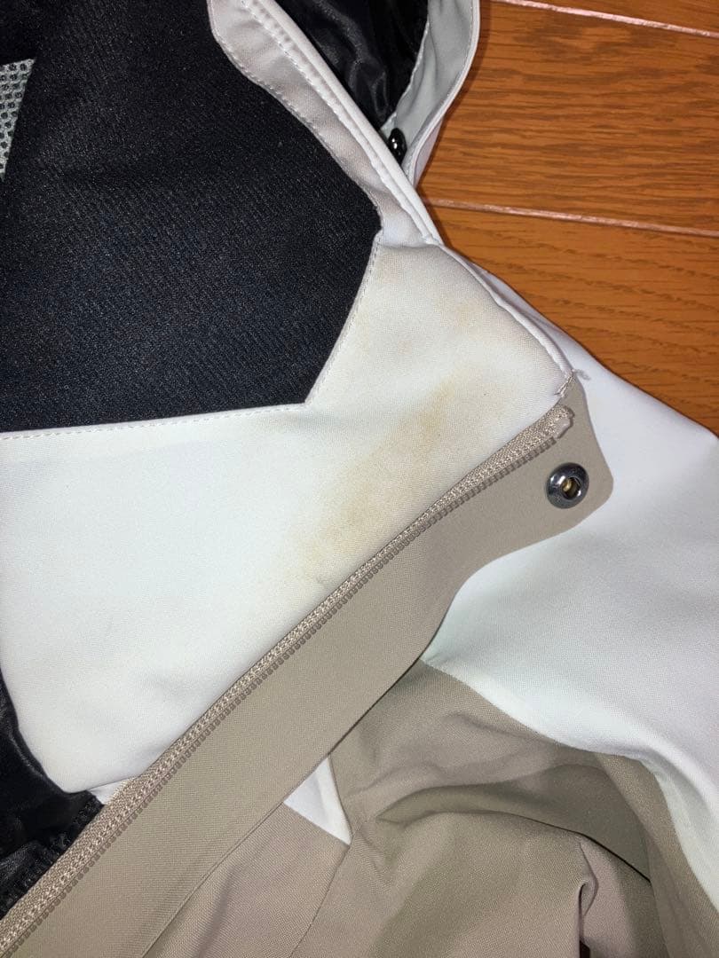 2023ONYONEオンヨネDEMO OUTER ジャケット・パンツ　上下セット