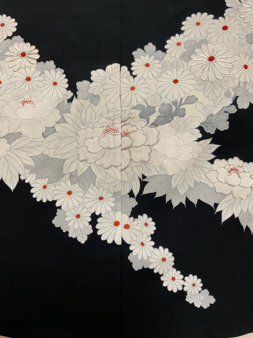 着物リメイクワンピース　　黒留袖からロングワンピース