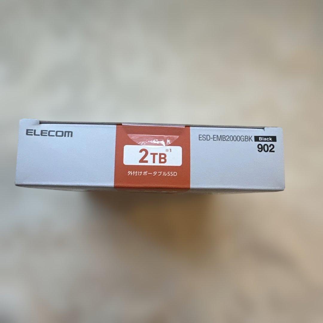 エレコム外付けポータブルSSD. ESD-EMB2000GBK 新品未使用2TB