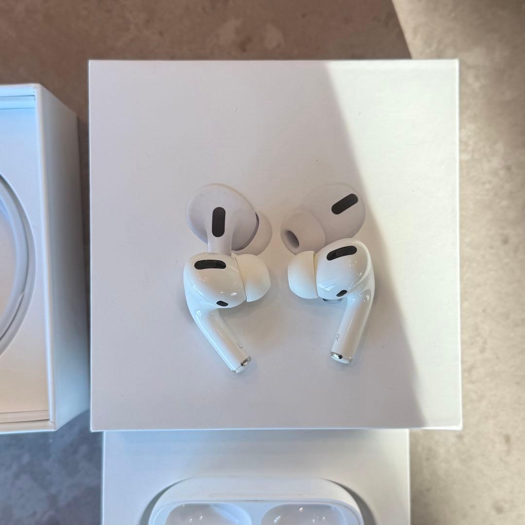 AirPods Pro 第1世代 本体＋充電ケース・ケーブル付き(動作確認済み)