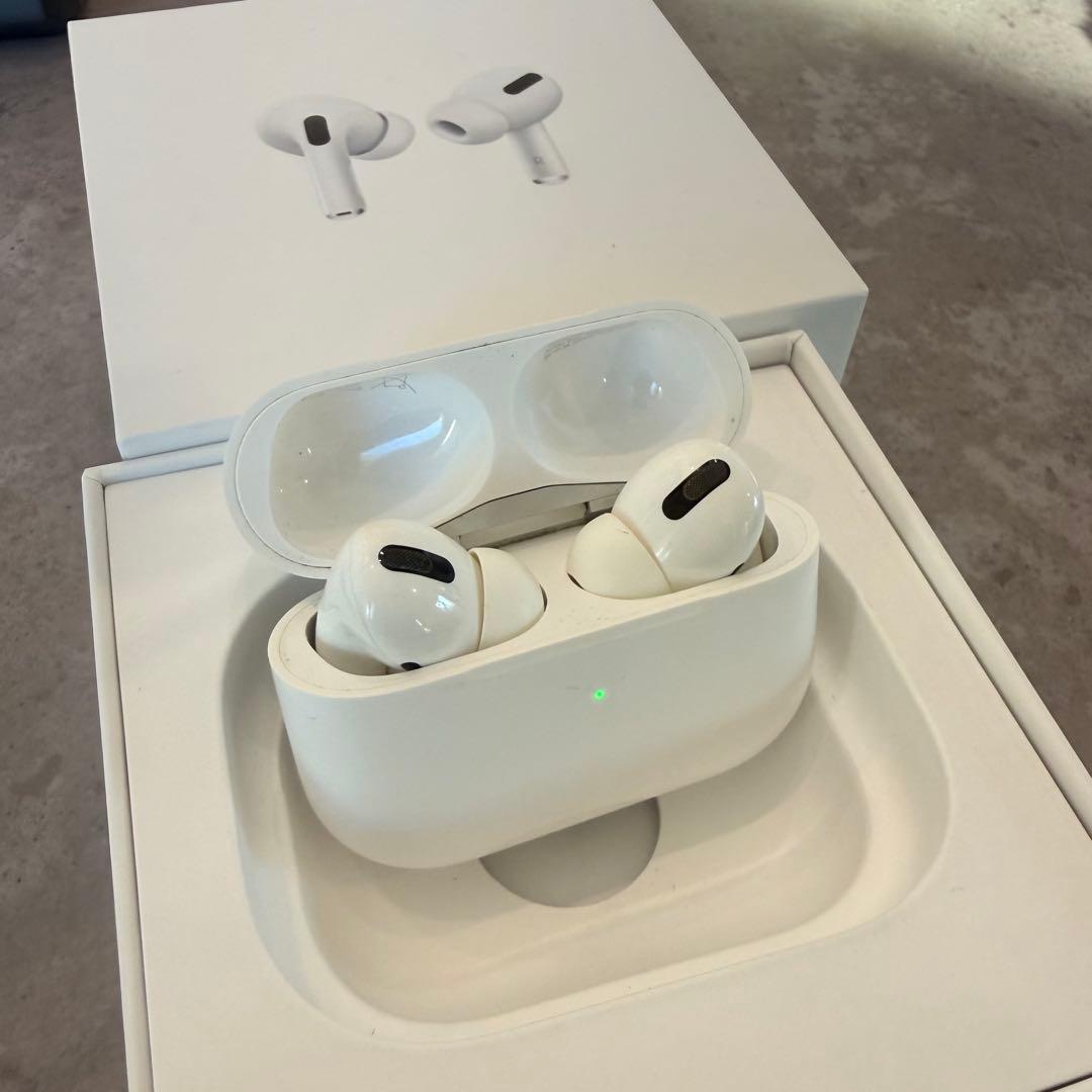 AirPods Pro 第1世代 本体＋充電ケース・ケーブル付き(動作確認済み)