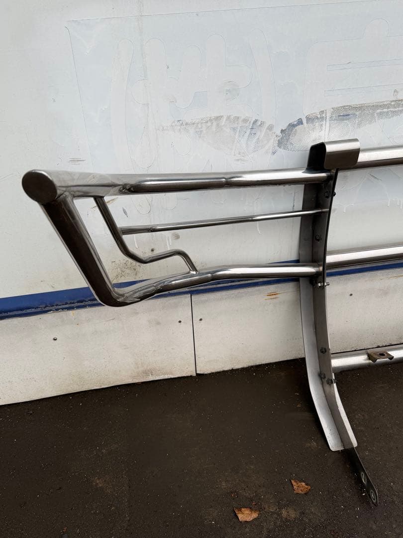 三菱 デリカD:5 フロントガードバー ブルバー ステンレス 中古