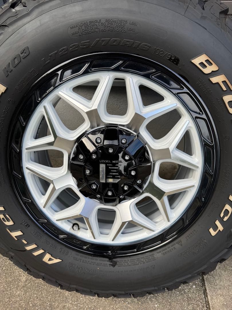 BFGoodrich LT225/70R16 タイヤホイールセット