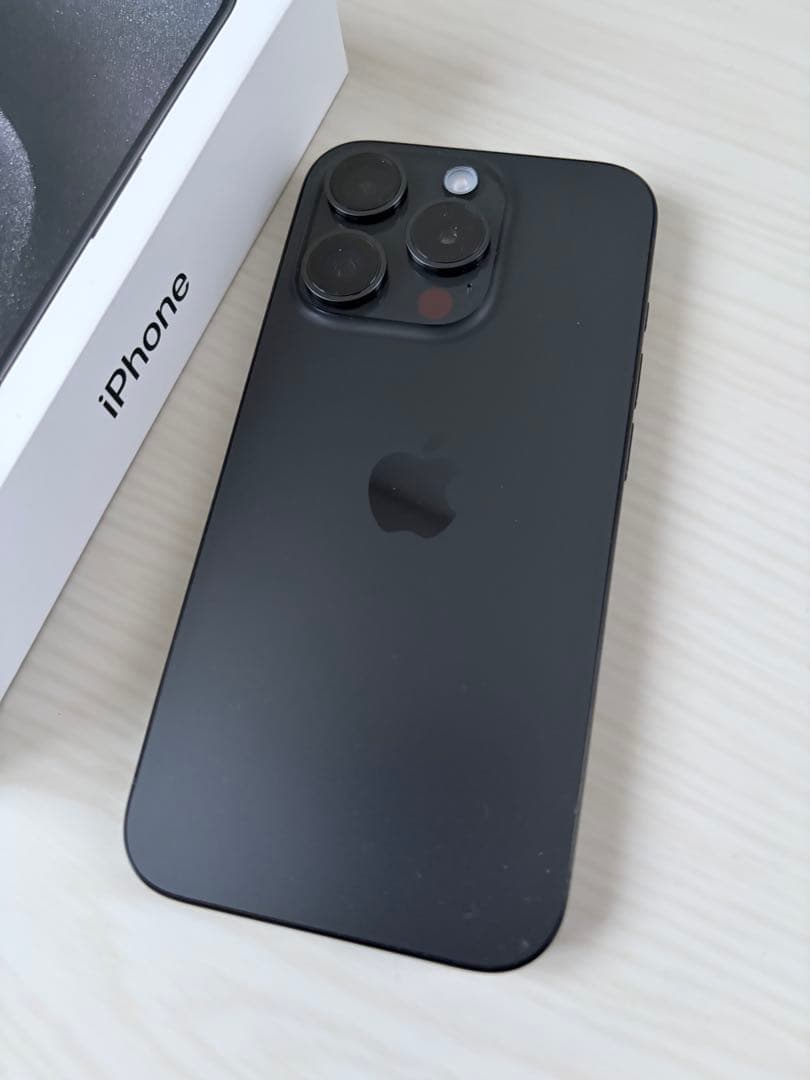 iPhone15Pro ブラックチタニウム128GB SIMフリー