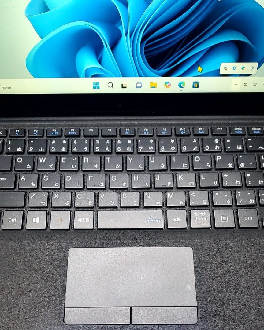 NECタブレット Windows11 専用カバーキーボード、充電機グレードル付き