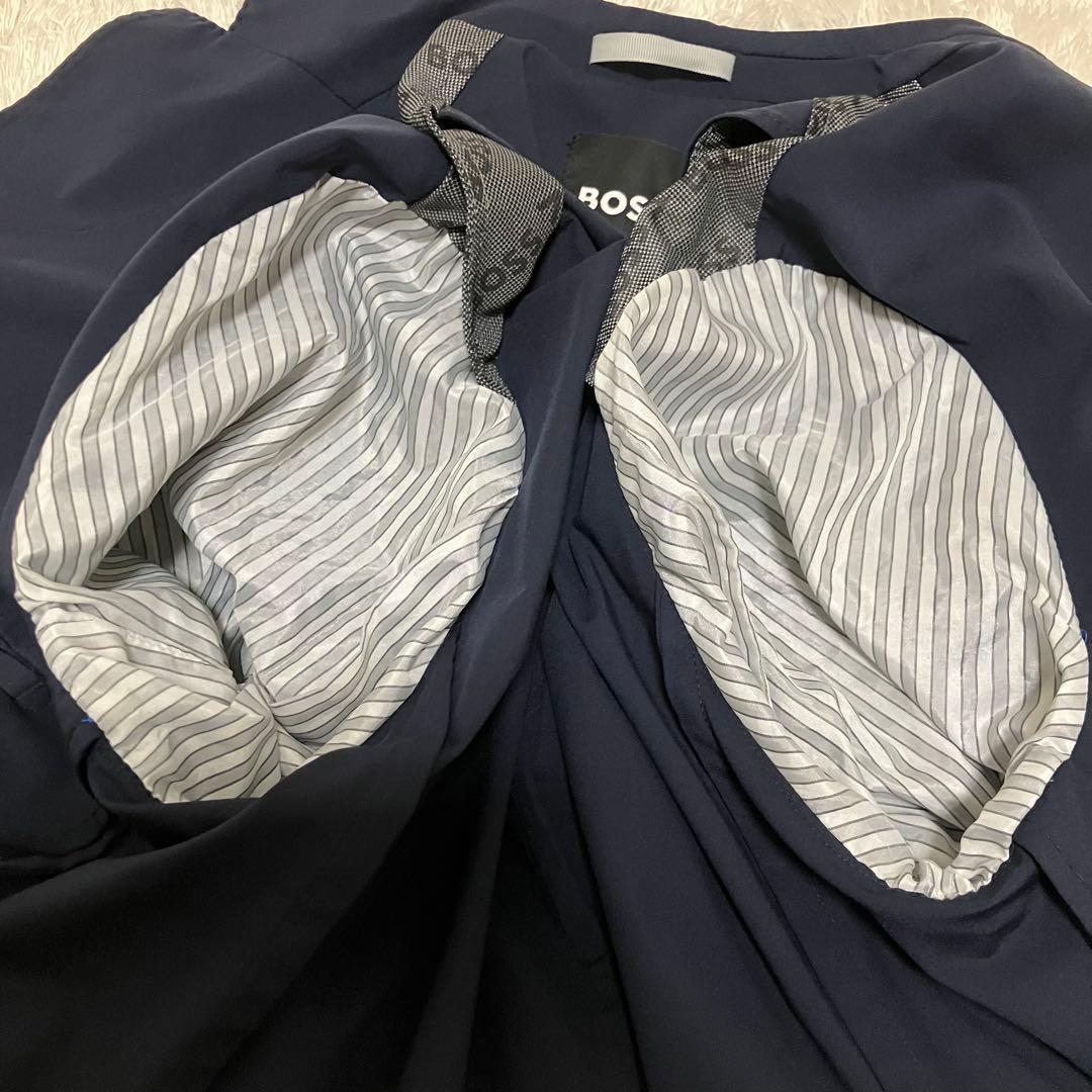 極美品✨ ヒューゴボス テーラードジャケット　4WAYストレッチ 現行タグ 48