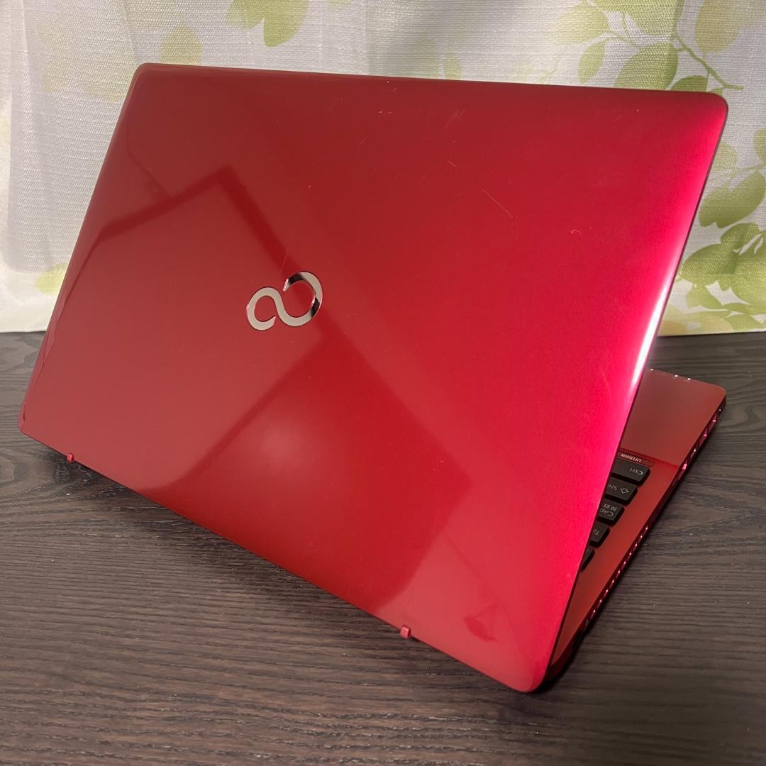 コスパ◎富士通 LIFEBOOK✨オフィス付☆SSD256GB☆8GB☆i3