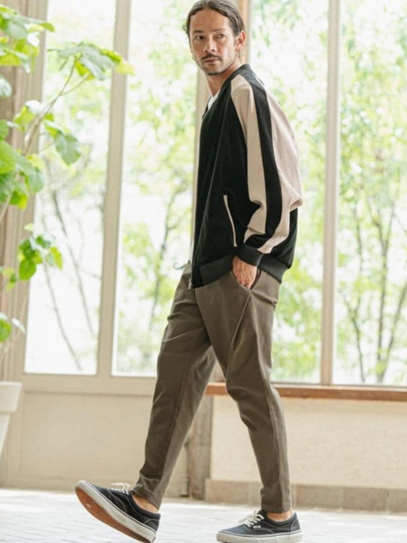 CAMBIO サルエルテーパードパンツ オリーブ色