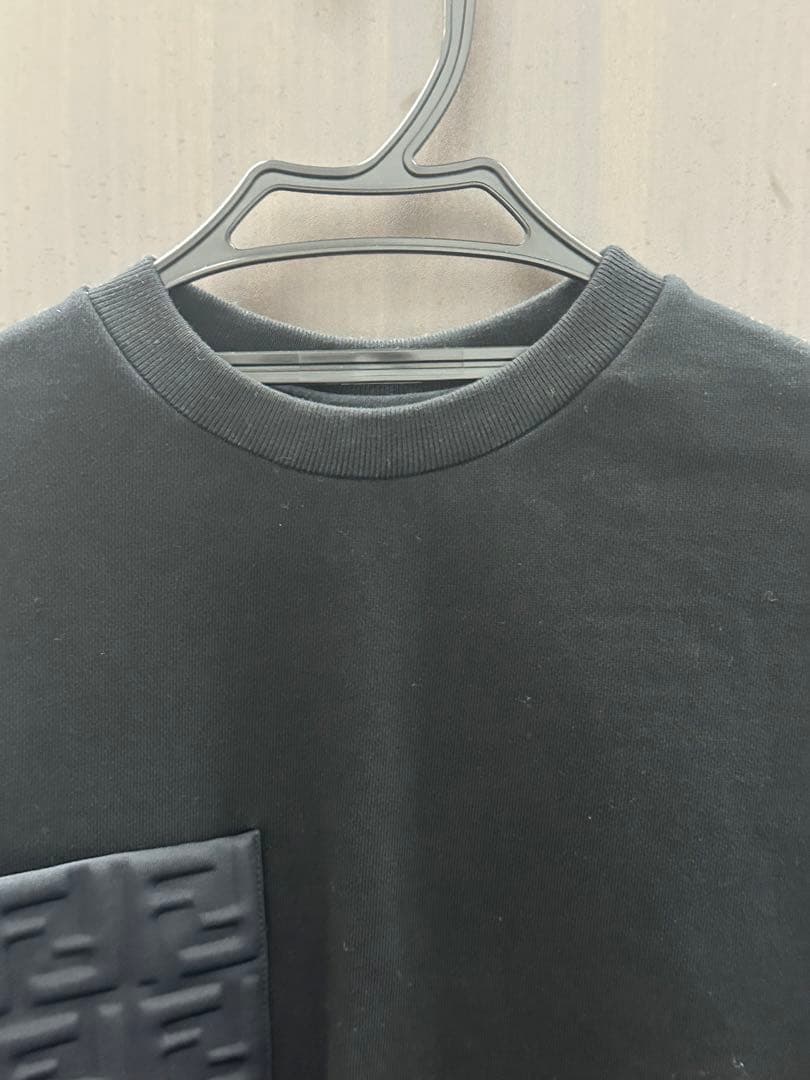 美品！FENDIキッズ Tシャツ サイズ12A