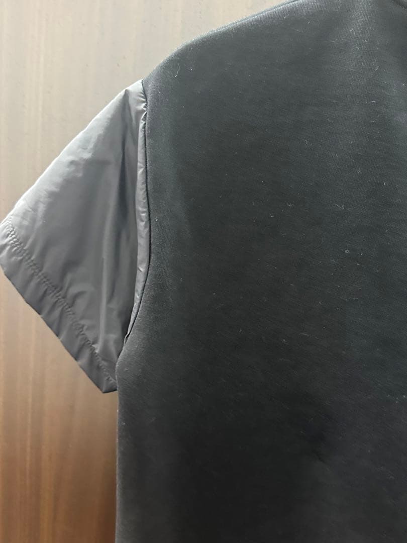 美品！FENDIキッズ Tシャツ サイズ12A