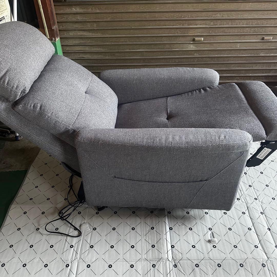 【超美品】電動リクライニングソファ（1人用）