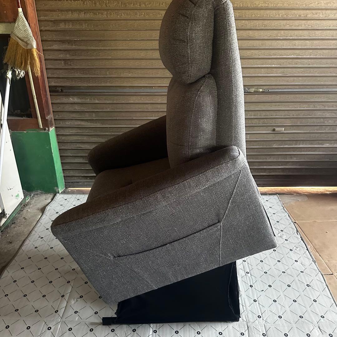 【超美品】電動リクライニングソファ（1人用）