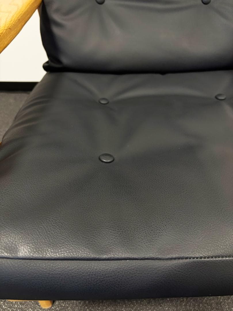 マルニ60　フレームチェア ハイバック1シーター（1つ目）