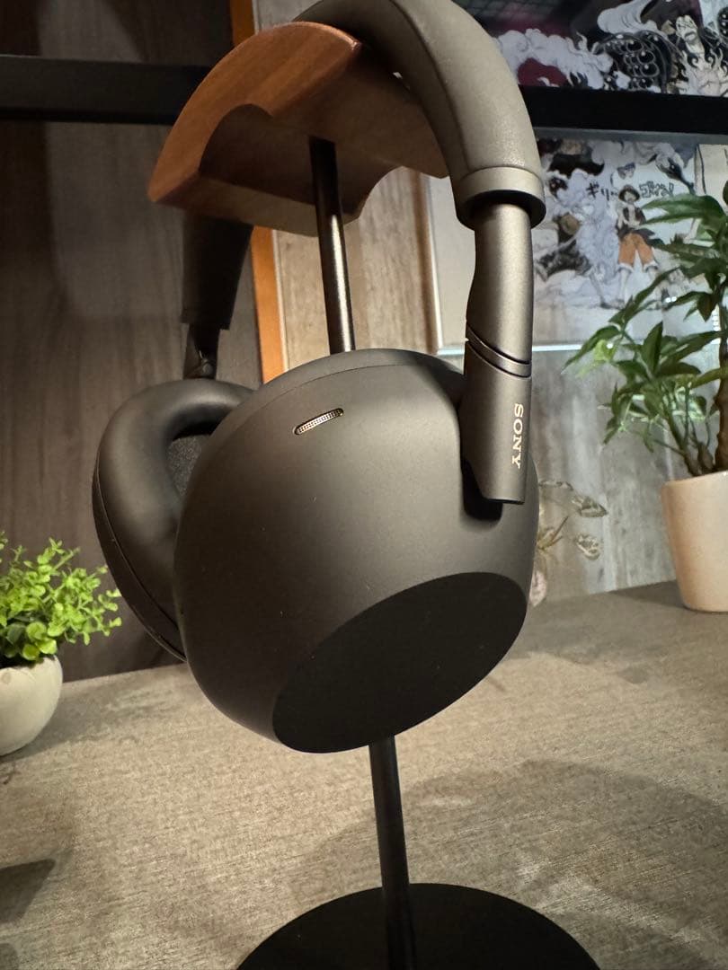 【5年ワイド延長保証付】Sony WH-1000MX6 ブラック　スタンド付き