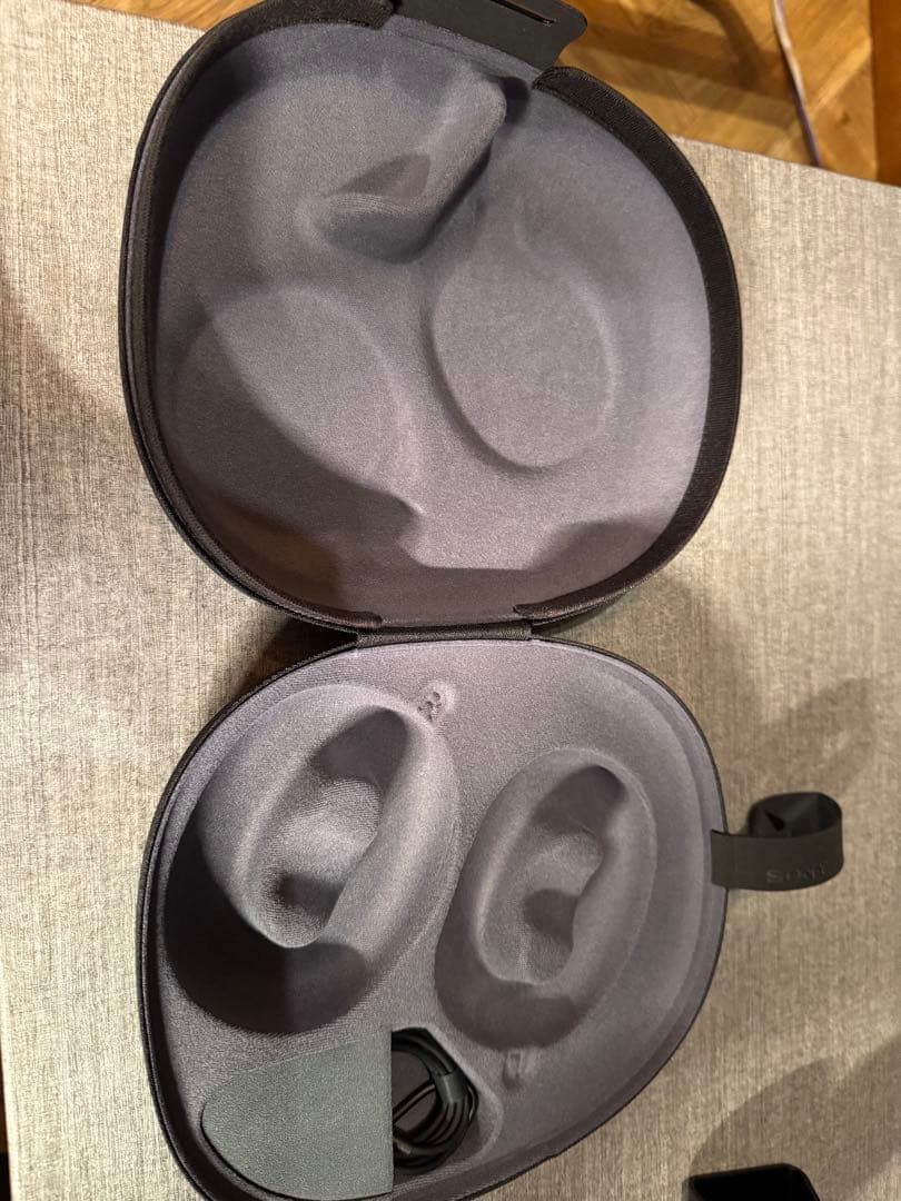 【5年ワイド延長保証付】Sony WH-1000MX6 ブラック　スタンド付き