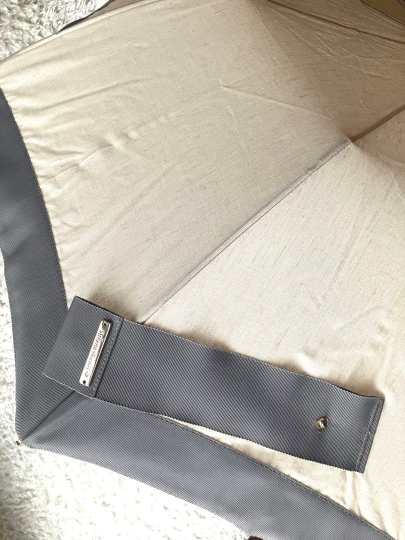 美品◯アシーナニューヨーク 折り畳み 日傘 ベージュ✖️グレー