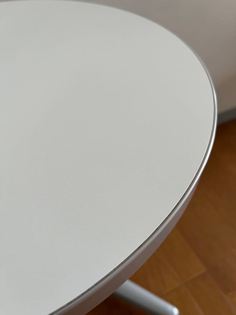 オカムラ Alt Cafeサイドテーブル　シンプルモダン ミニデスク　美品　白