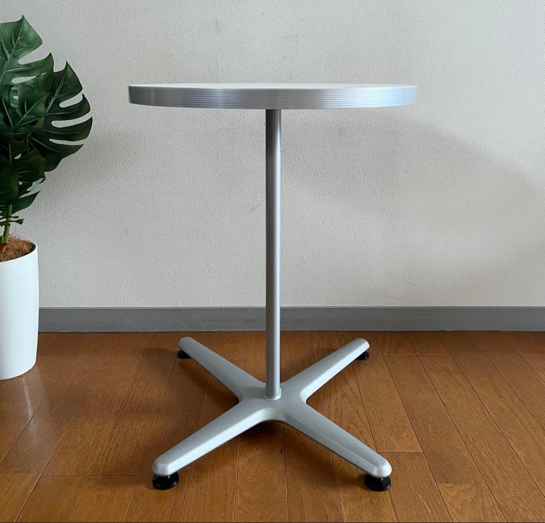 オカムラ Alt Cafeサイドテーブル　シンプルモダン ミニデスク　美品　白