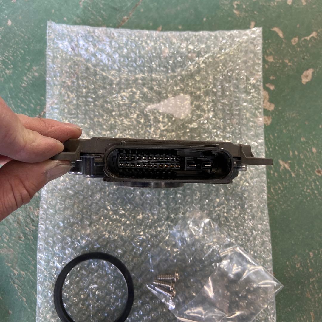  トヨタ RAV4 ヘッドライトコンピュータサブアセンブリ