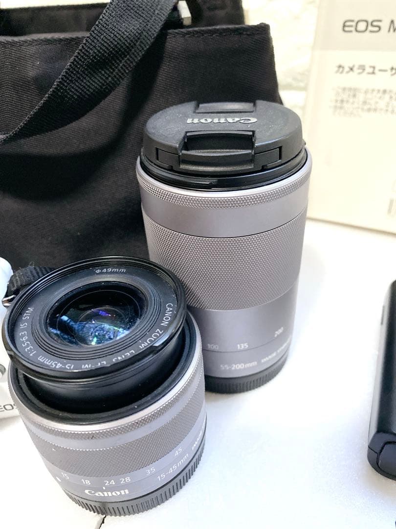 極美品♪Canon eos M10ミラーレス一眼カメラダブルレンズ付き