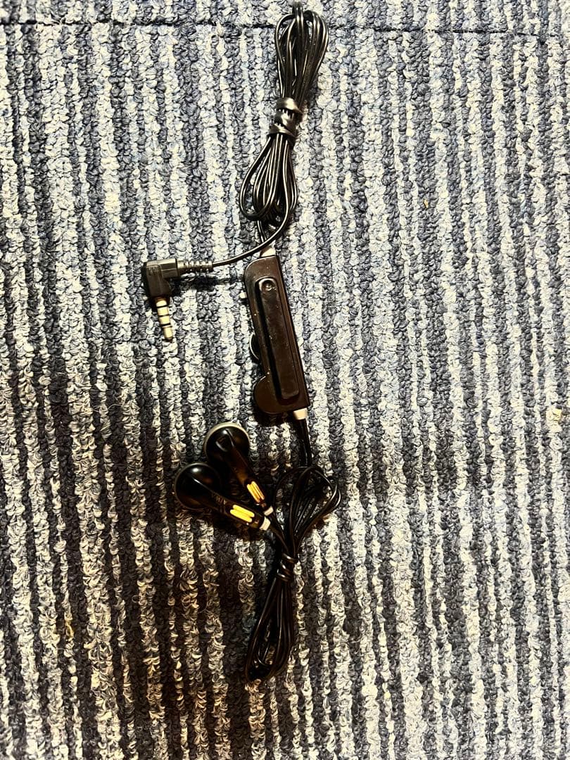 AIWA インイヤーイヤフォン 再生コントロール付き