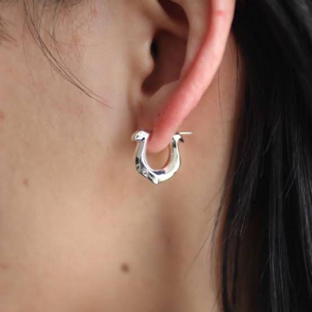 ガルニ ホースシュー ピアス garni