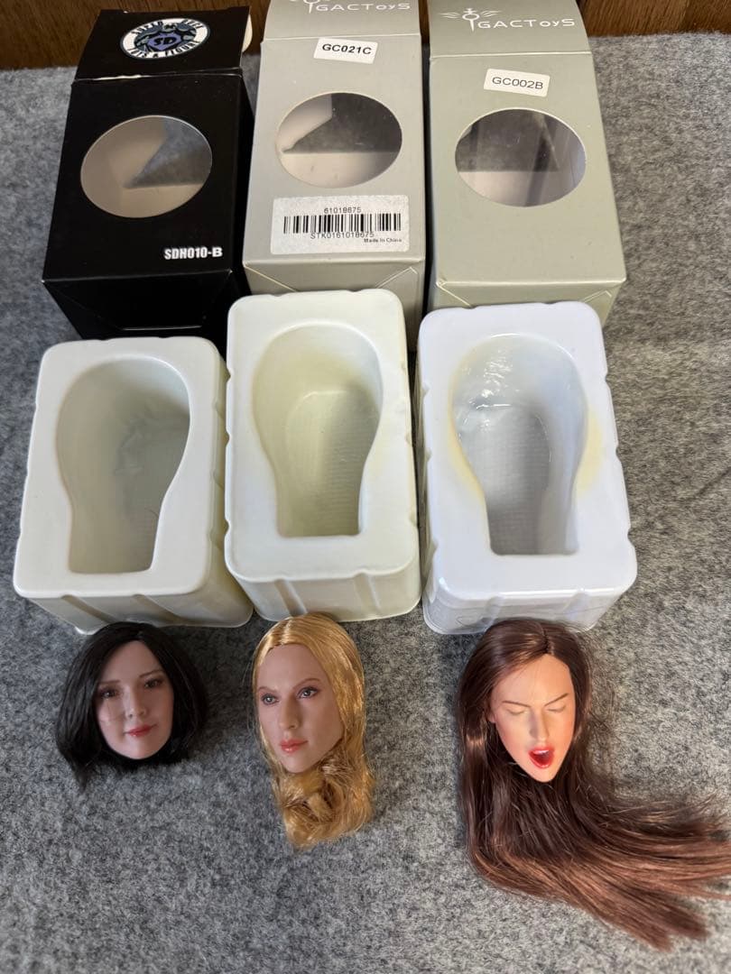 早い物勝ち 1/6フィギュア素体、ヘッド、衣装、小物セット