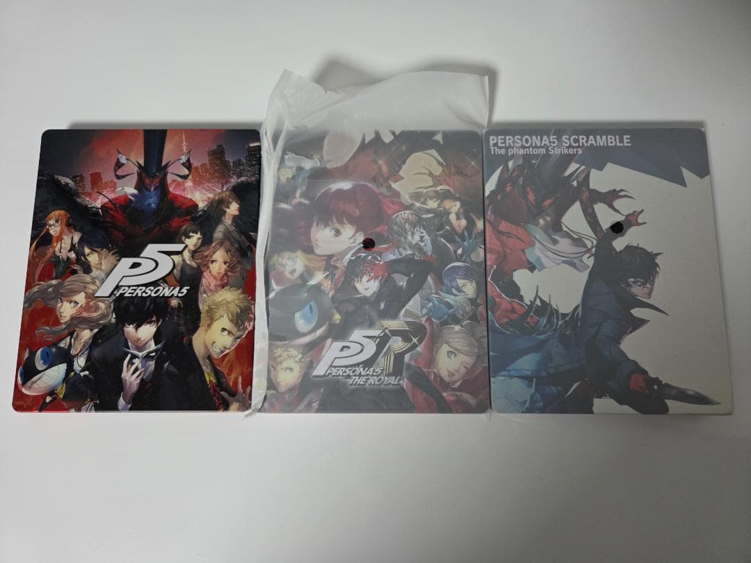 ペルソナ5シリーズ　スチールブック3点