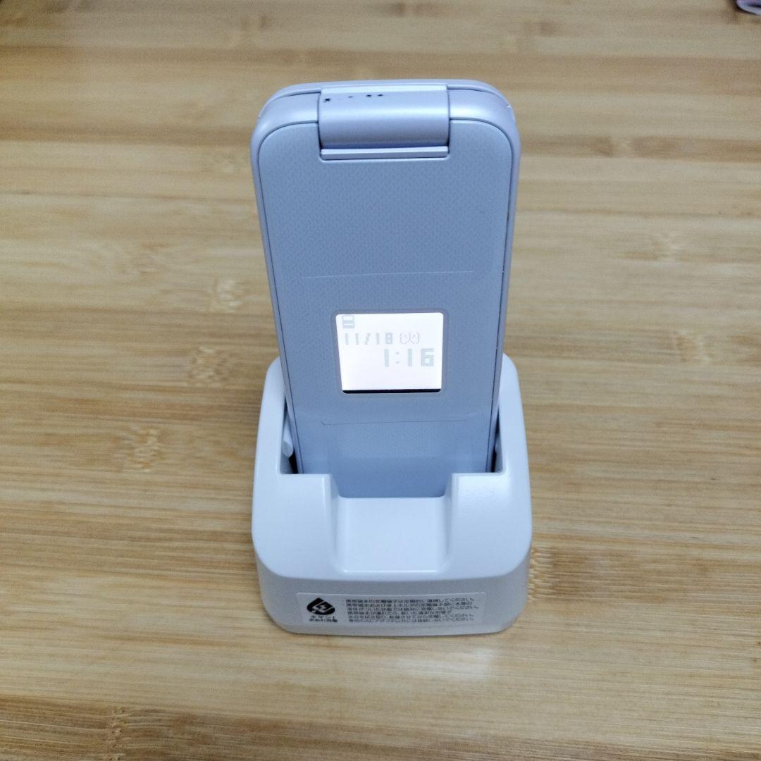 F-01M　らくらくホン　白