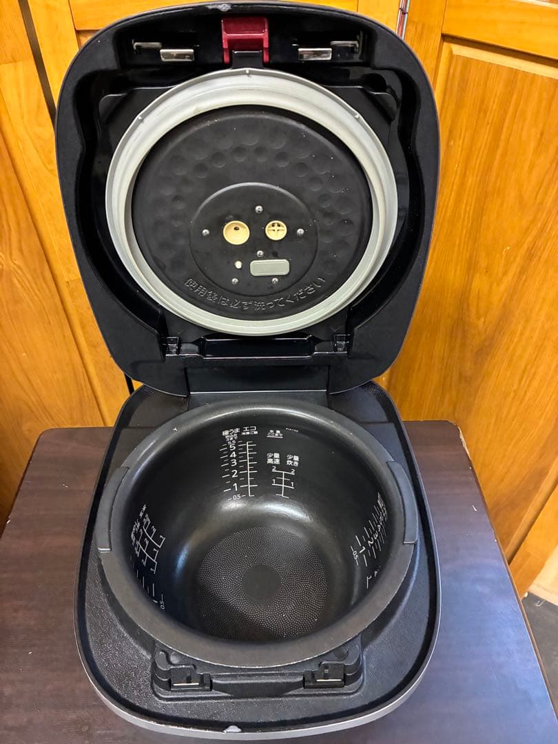 タイガー圧力IH炊飯器 JPI-A100 5合炊きブラック