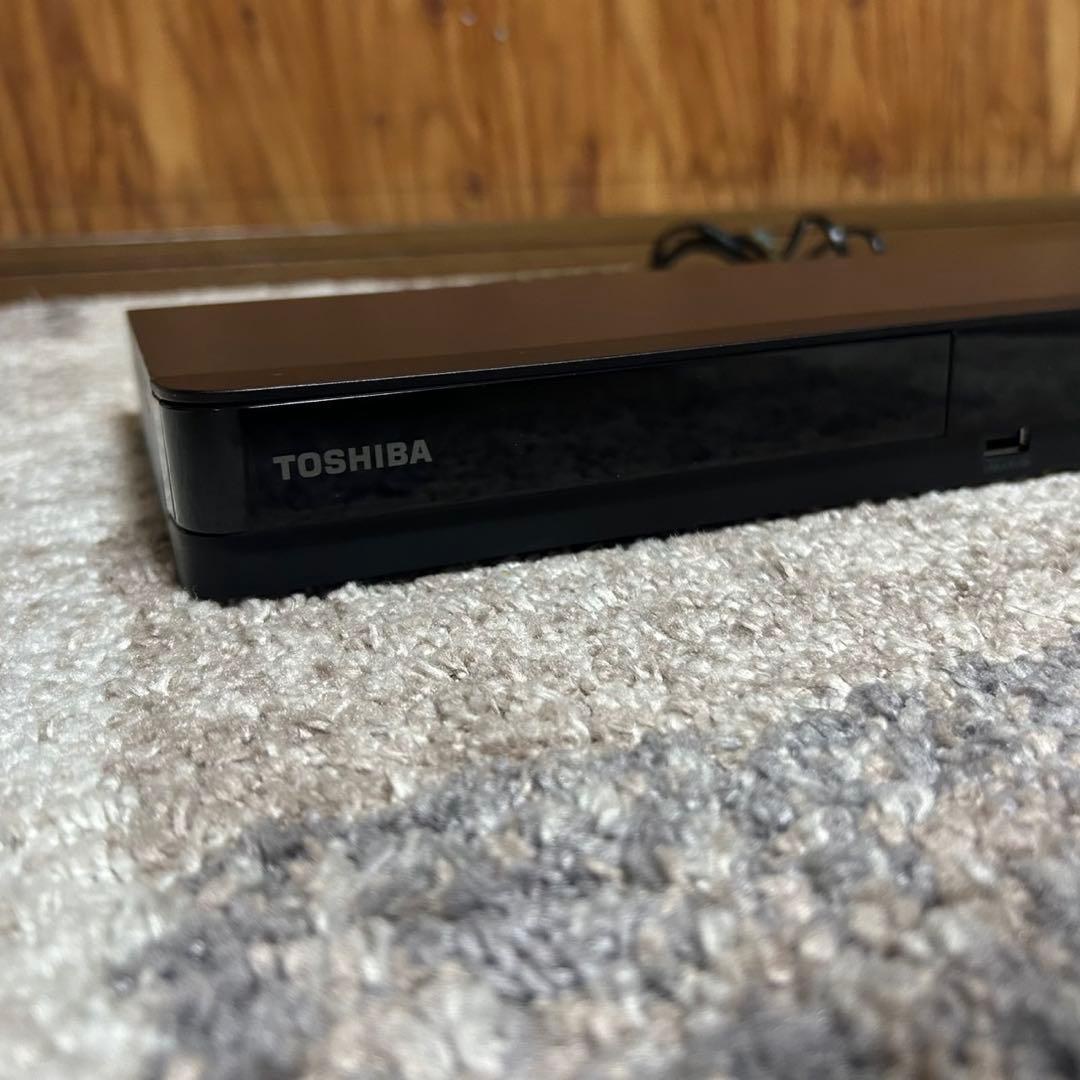 都内23区送料無料✨TOSHIBA✨ ブルールイディスクレコーダー　2023年製