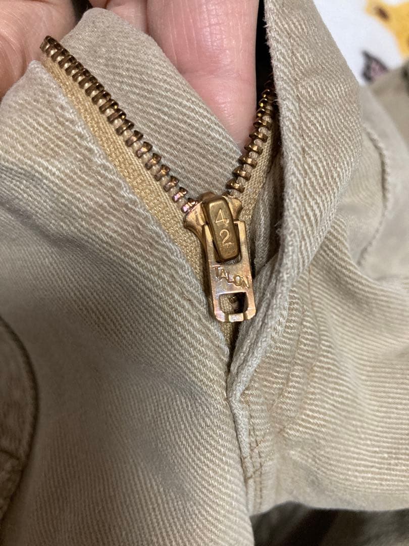 レアビンテージ　リーバイス　ブッシュパンツ　ベージュ フレアカーゴ w74cm