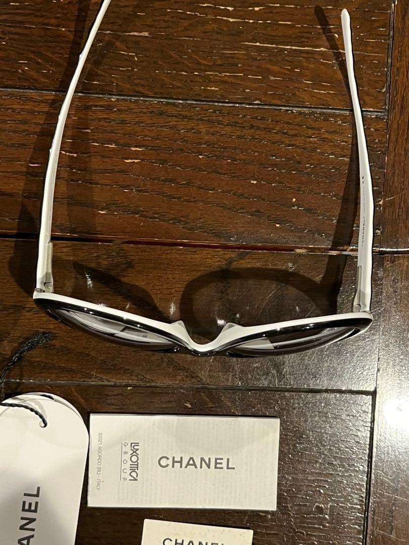 ビンテージ　CHANEL バイカラー　サングラス　箱付き　マトラッセココマーク