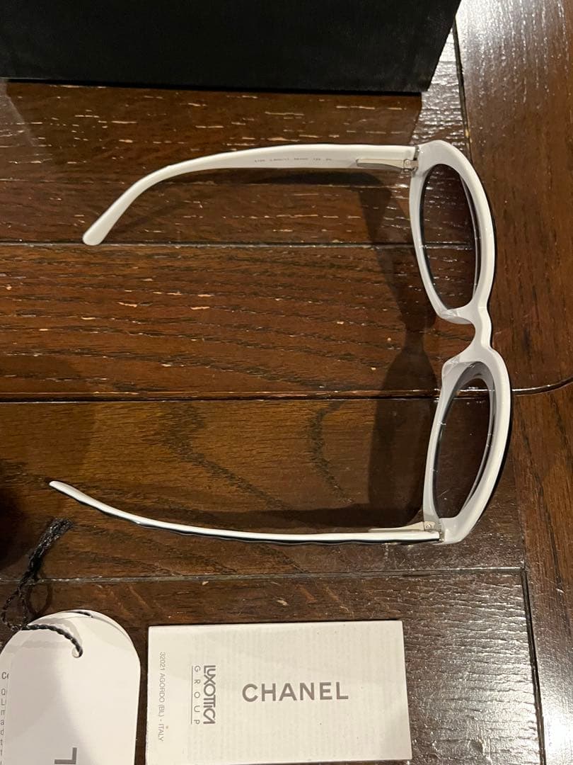 ビンテージ　CHANEL バイカラー　サングラス　箱付き　マトラッセココマーク