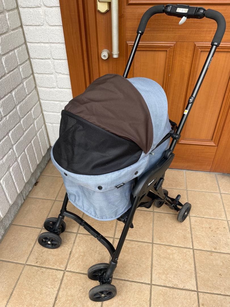 COMPET　コムペット　ペットカート　ミリミリライト　軽量3.9kg　犬用