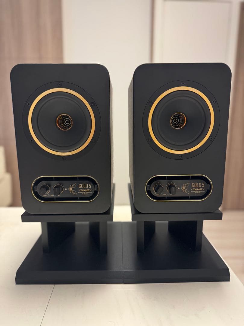 TANNOY GOLD 5 モニタースピーカー（スタンド＆インシュレーター付属）