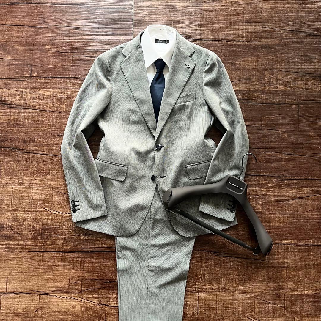 <極美品>TAGLIATORE ヴェスビオ 新ロゴ モノトーン ウールスーツ46