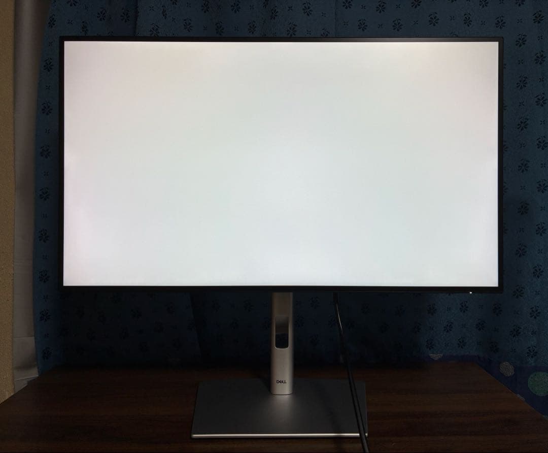 Dell デジタル ハイエンド 27 モニター U2724D