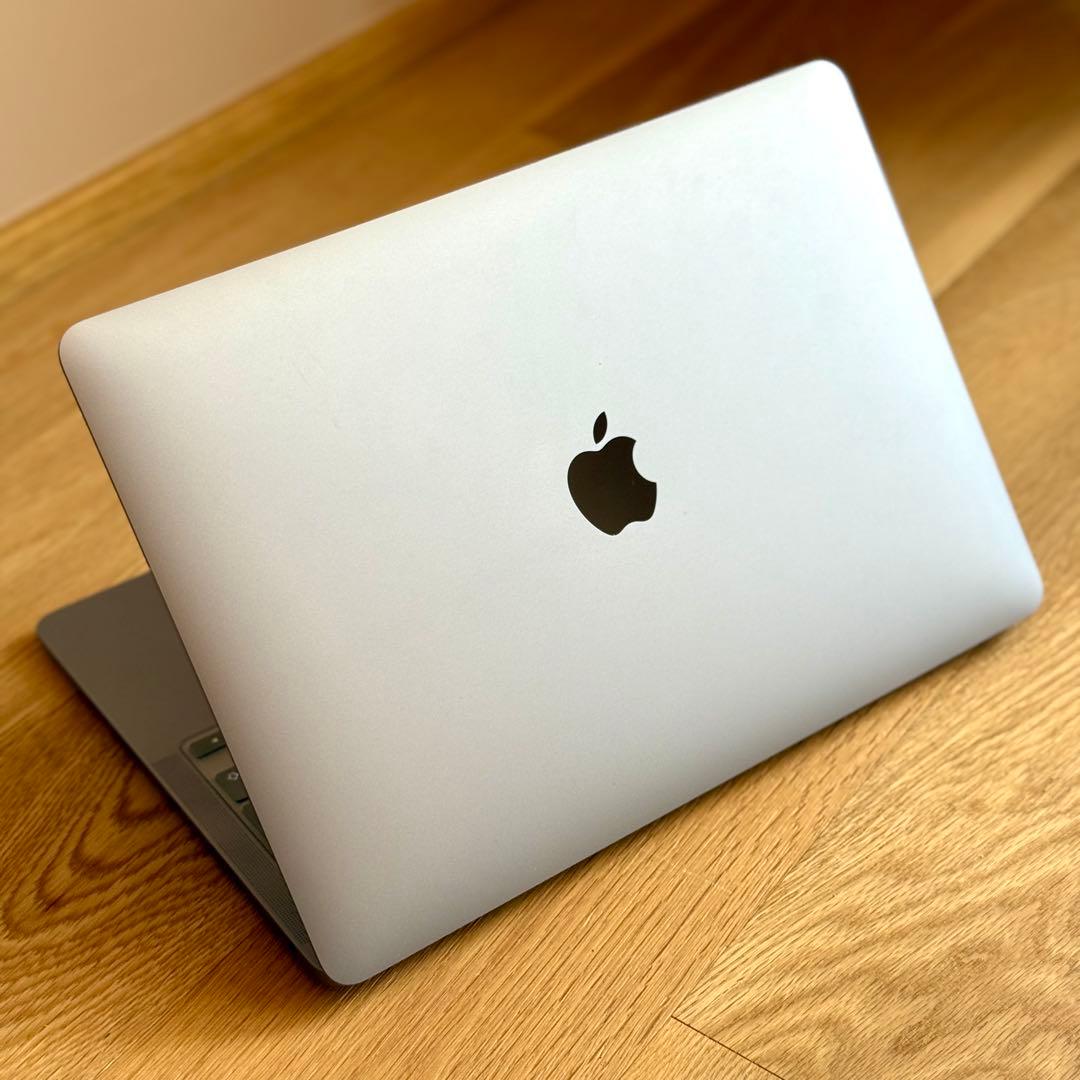 MacBook Air 13インチ（2020,M1）シルバー