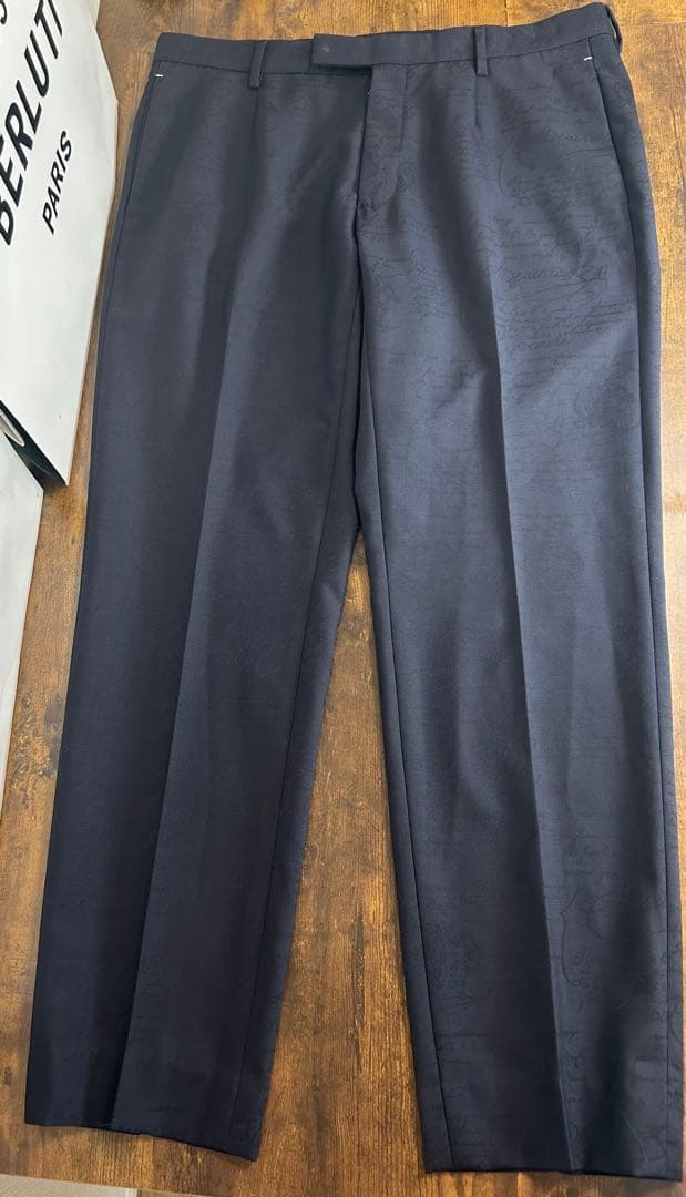 定価約16万円　Berluti 総柄カリグラフィー スクリット 50 パンツ