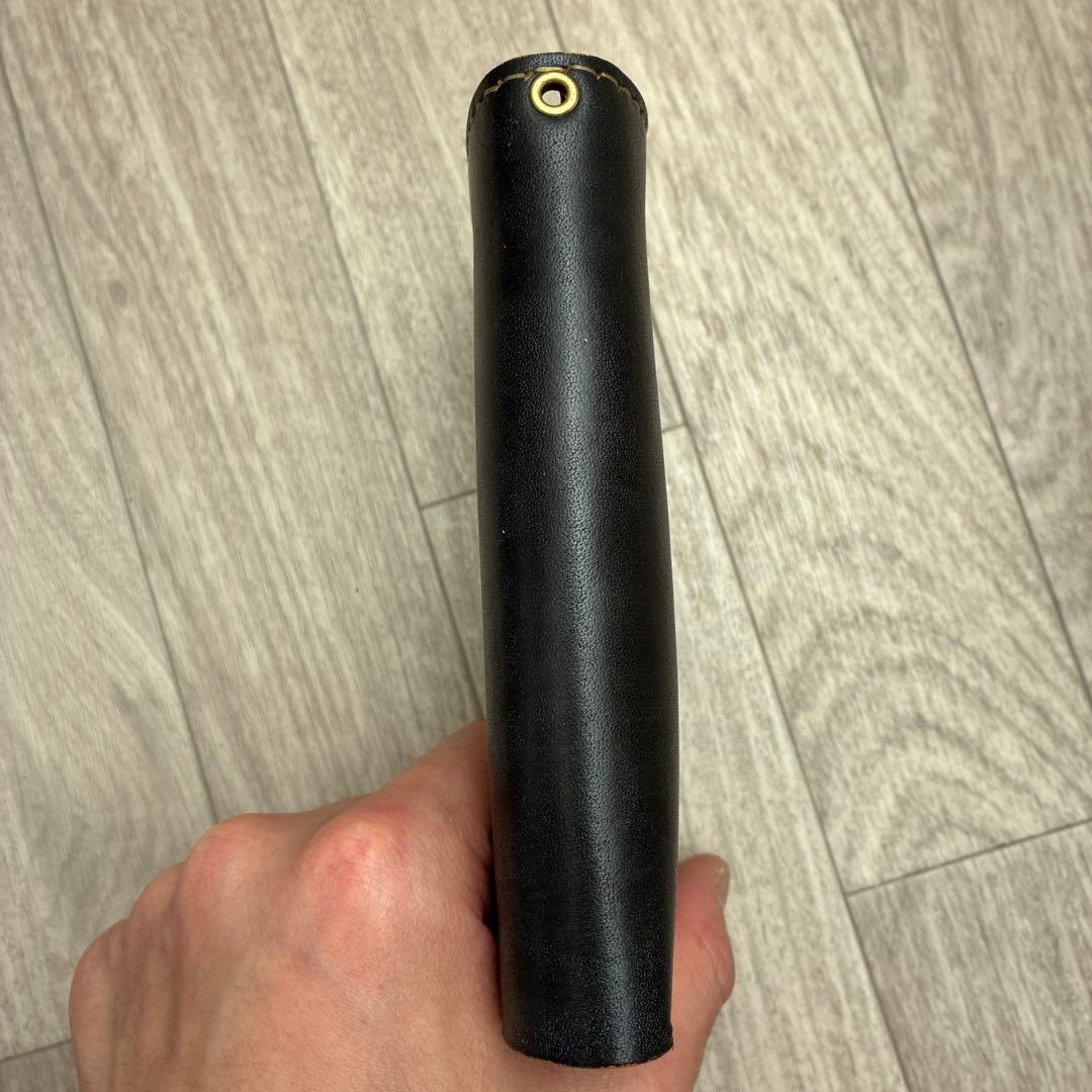 【茶芯ブラック】ミドルトラッカーウォレット　真鍮　お札を折らずに収納