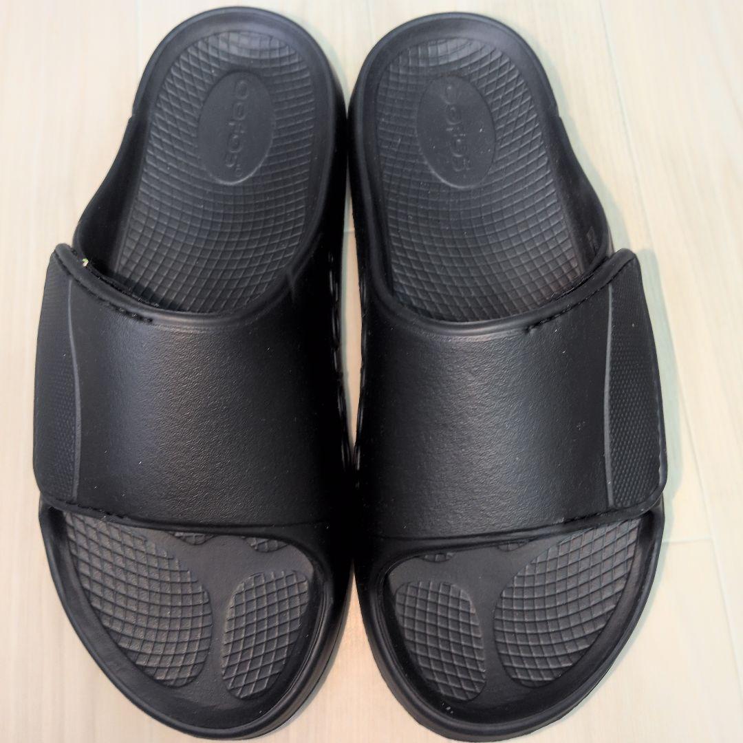 美品　OOFOS MEN'S OOAHH SPORT FLEX ブラック
